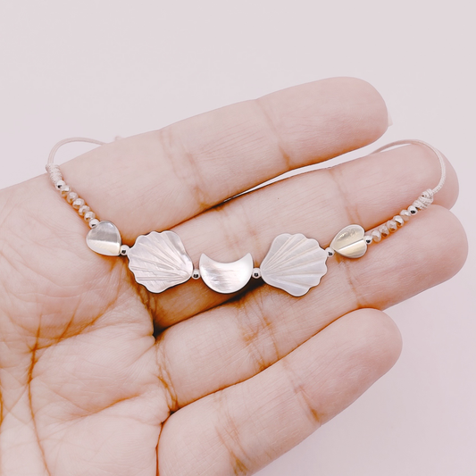 Tobillera Luna, Conchitas y Corazones Nácar - Plata 925