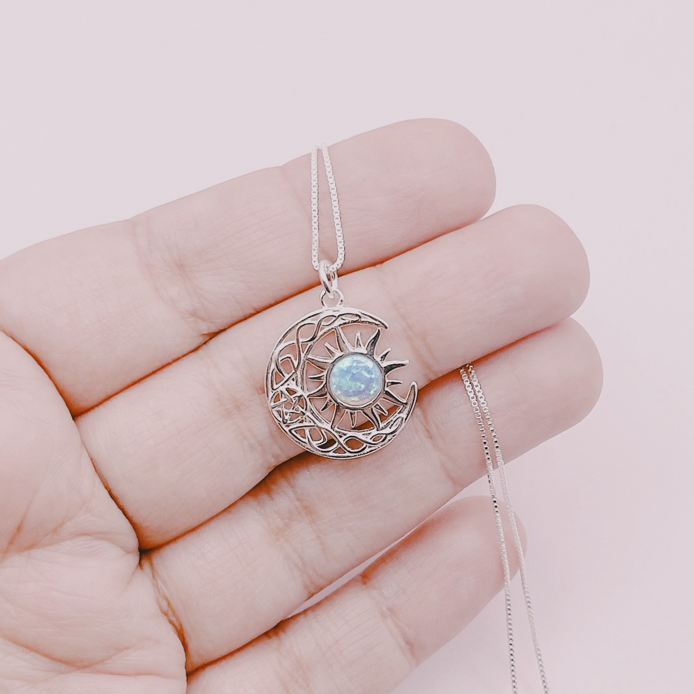 Cadena Colgante Luna y Sol con Ópalo Celeste - Plata 925