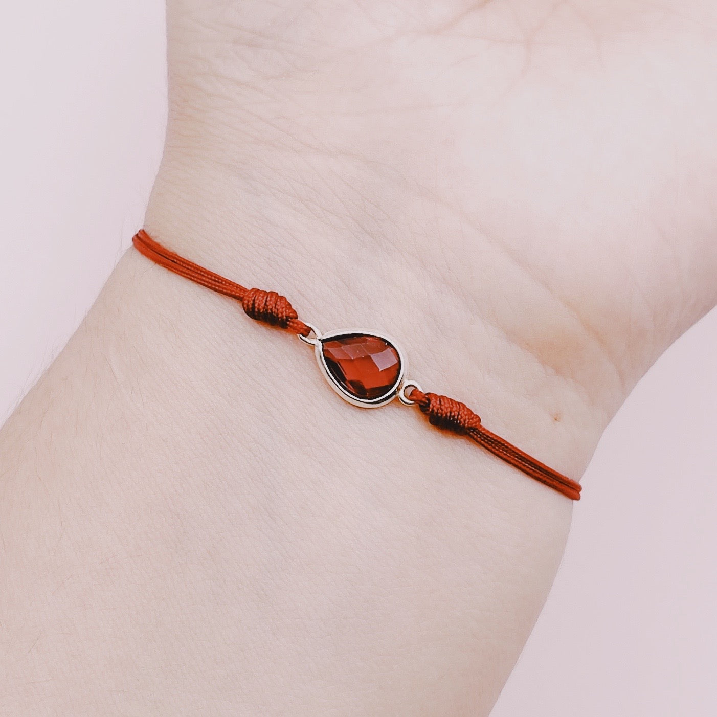 Pulsera Cuerda Circón Rubí - Plata 925