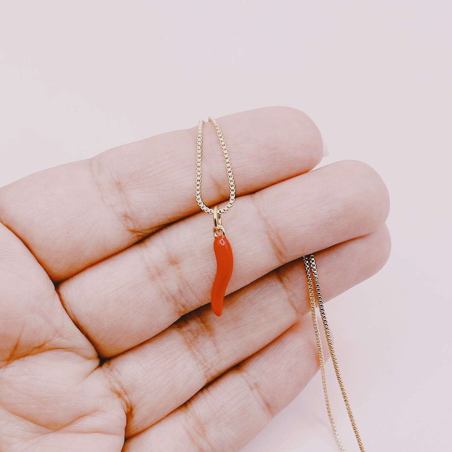 Cadena Ají Cornicello Rojo - Enchape Oro 21k