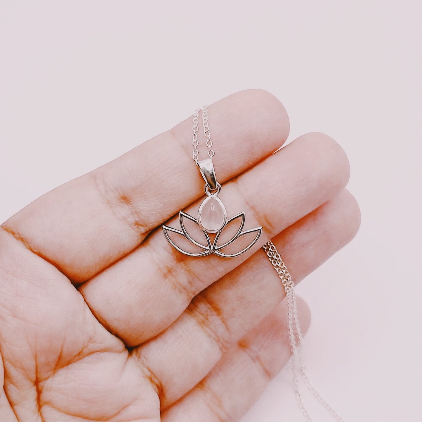 Cadena Flor Loto Piedra a Elección - Plata 925