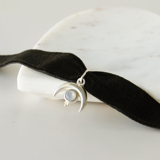 Gargantilla Terciopelo Medialuna Nácar - Plata 925