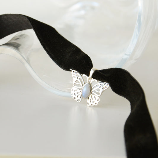 Gargantilla Terciopelo Mariposa Calada Piedra Luna - Plata 925
