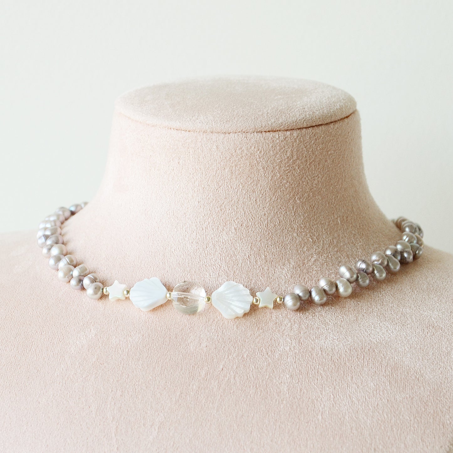 Collar Corto Perlas Río Conchitas Nácar & Cuarzo Cristal - Plata 925